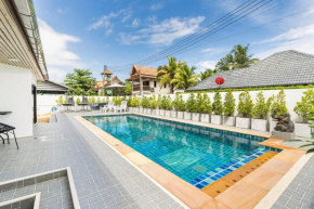 Chonlada Holiday Home - 2 BR Pool Access Bungalow - Kamala Beach